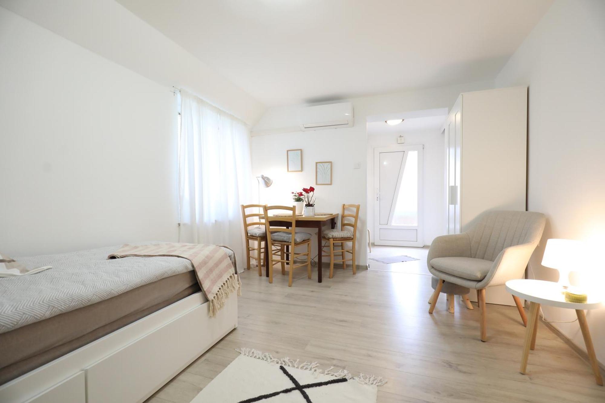 Apartment Mir PUY 외부 사진